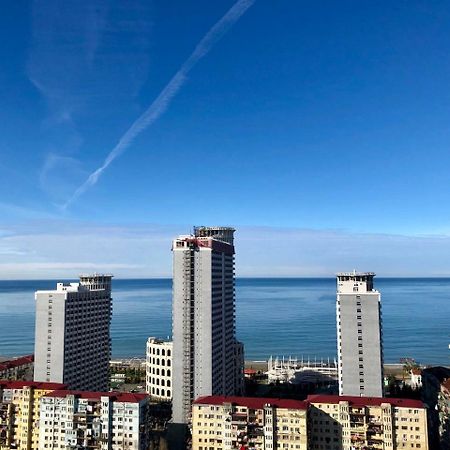 Cozy Bright Apartment With Amazing Sea View Batoemi Buitenkant foto