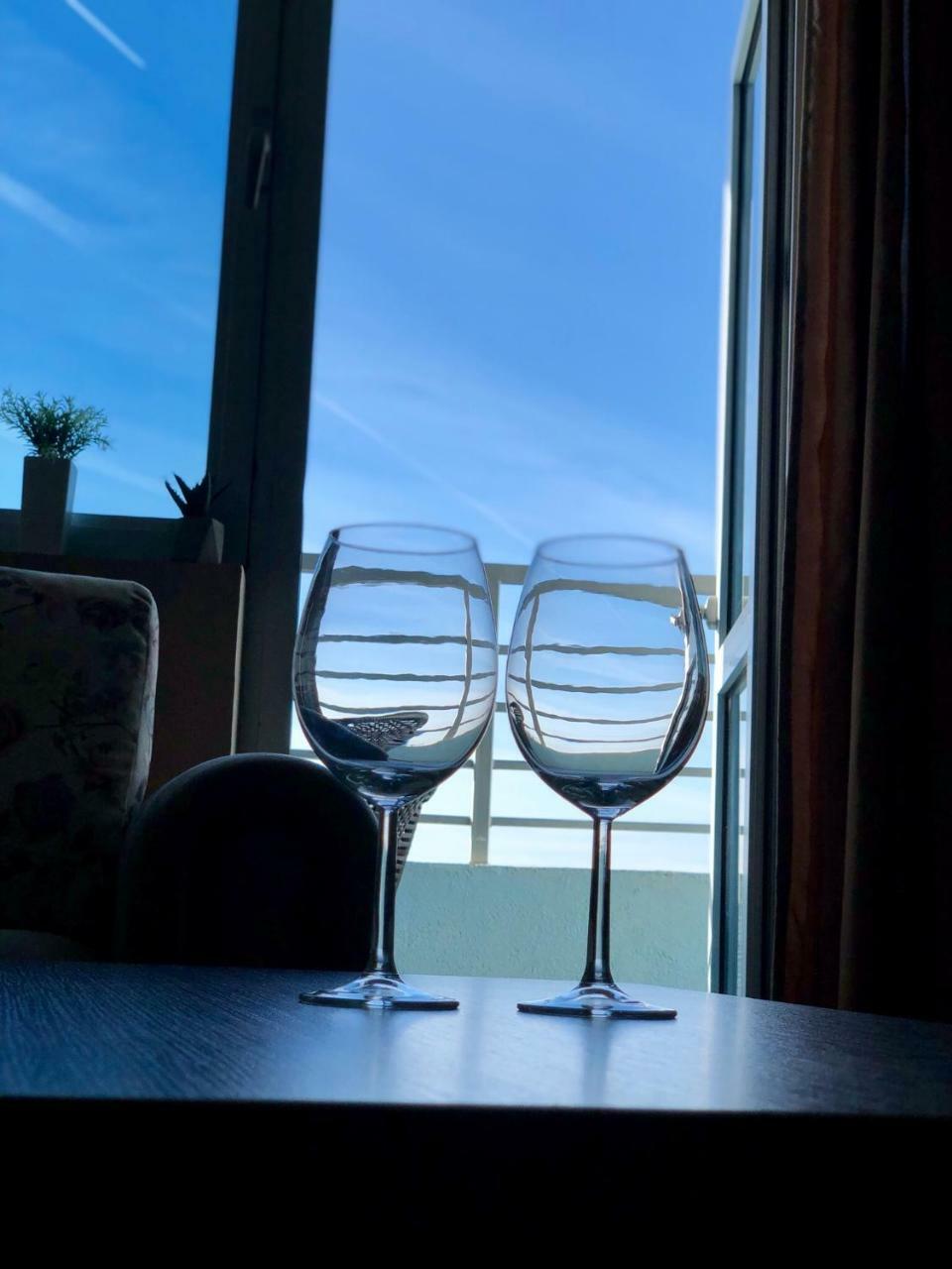 Cozy Bright Apartment With Amazing Sea View Batoemi Buitenkant foto