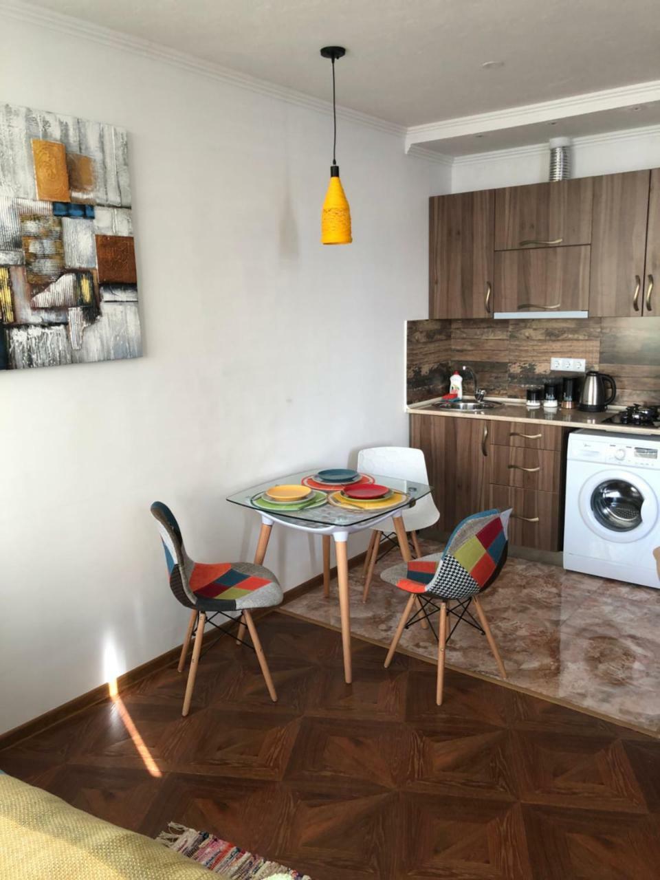Cozy Bright Apartment With Amazing Sea View Batoemi Buitenkant foto