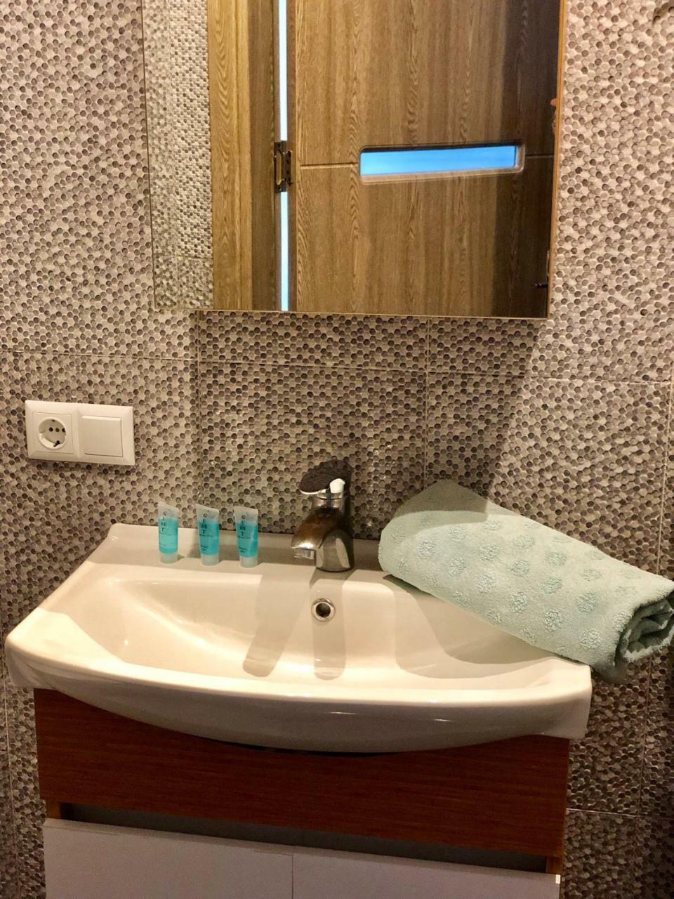 Cozy Bright Apartment With Amazing Sea View Batoemi Buitenkant foto